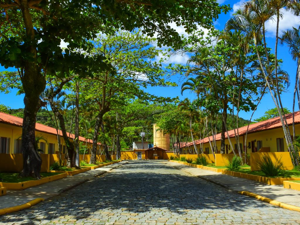 CANDEIAS COMPLEXO TURÍSTICO CANDEIAS COMPLEXO TURÍSTICO